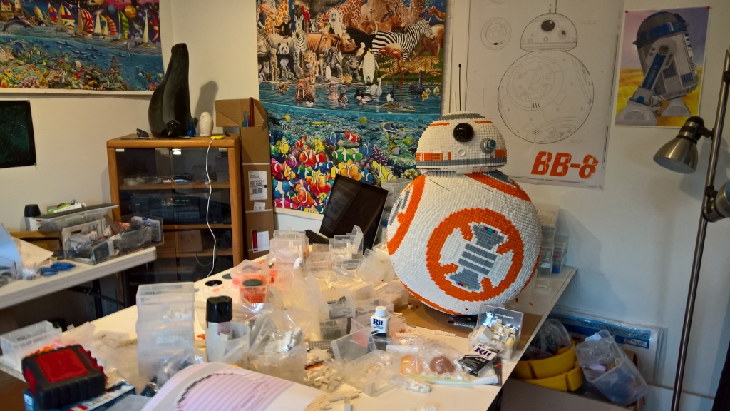 [Image: Lego_BB-8_Mostly_Complete_Resized_28129.jpg]